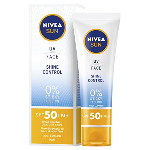 NIVEA SUN UV Face Shine Control SPF50