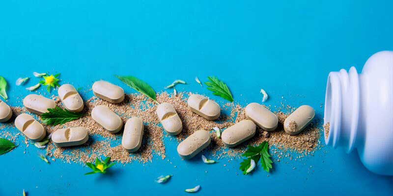 Multivitamins: Benefits, Sources, Dosage, and Side Effects