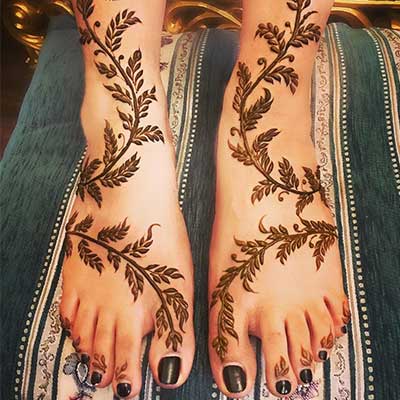 Bel Mehandi Design On Feet